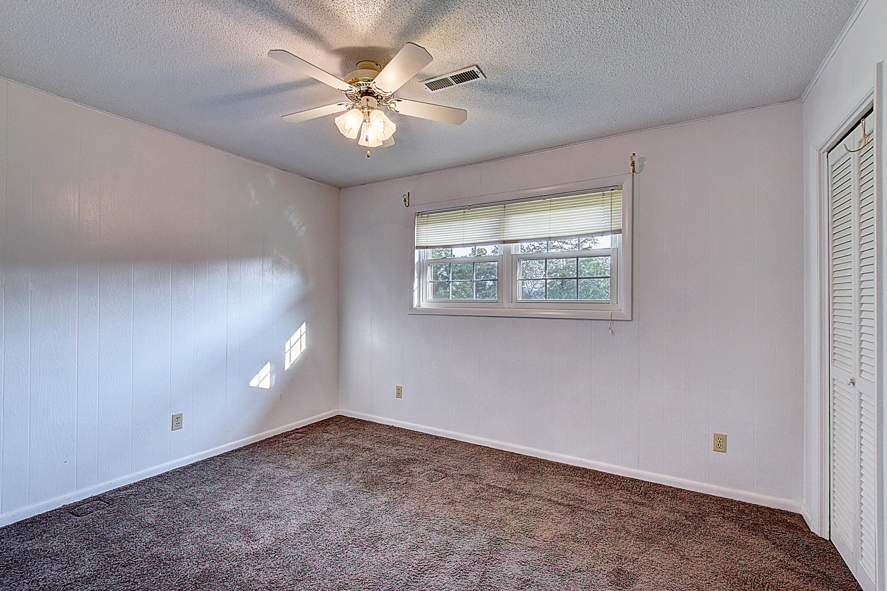 251 Hall Road Jonesborough, TN 37659 - Photo 27 of 41 Bedroom Three