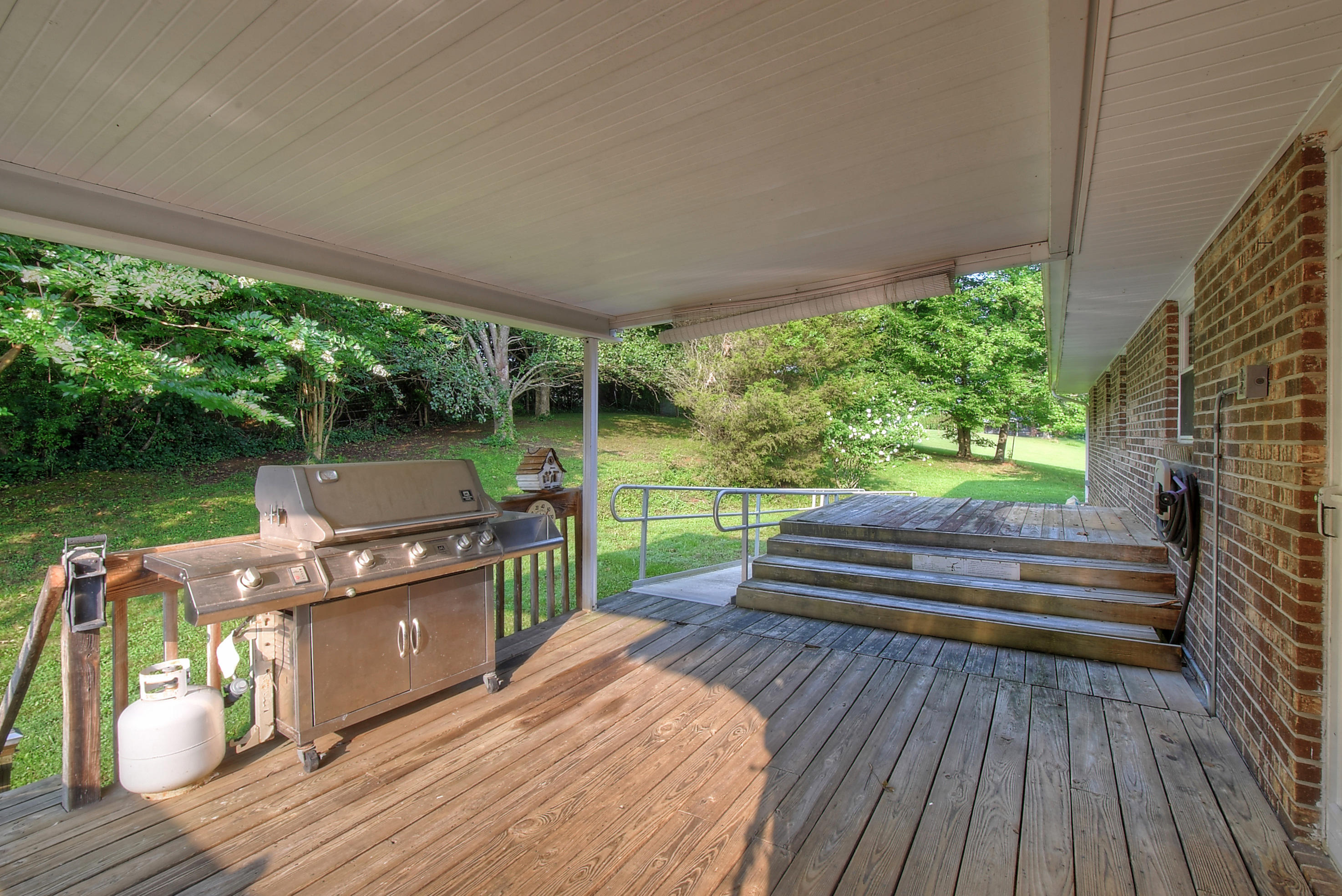 251 Hall Road Jonesborough, TN 37659 - Photo 37 of 41 Rear Deck