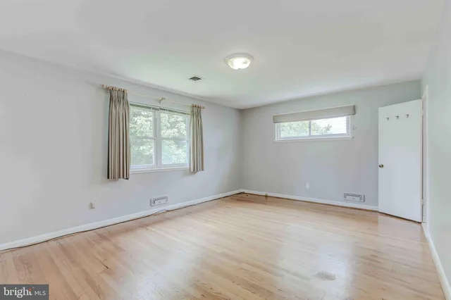 $4,490 | 3215 Brooklawn Terrace, Chevy Chase, MD 20815