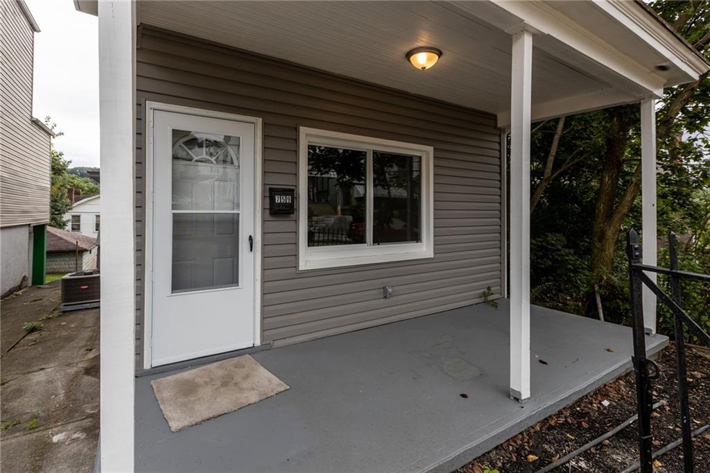 759 Mary Street McKees Rocks, PA 15136 - Photo 2 of 25 Gallery Image 2