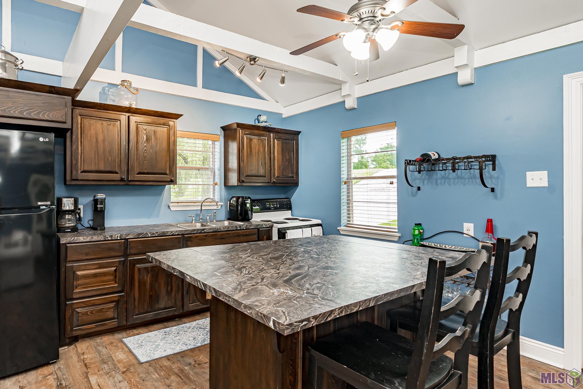10467 Island Road Ventress, LA 70783 - Photo 13 of 24