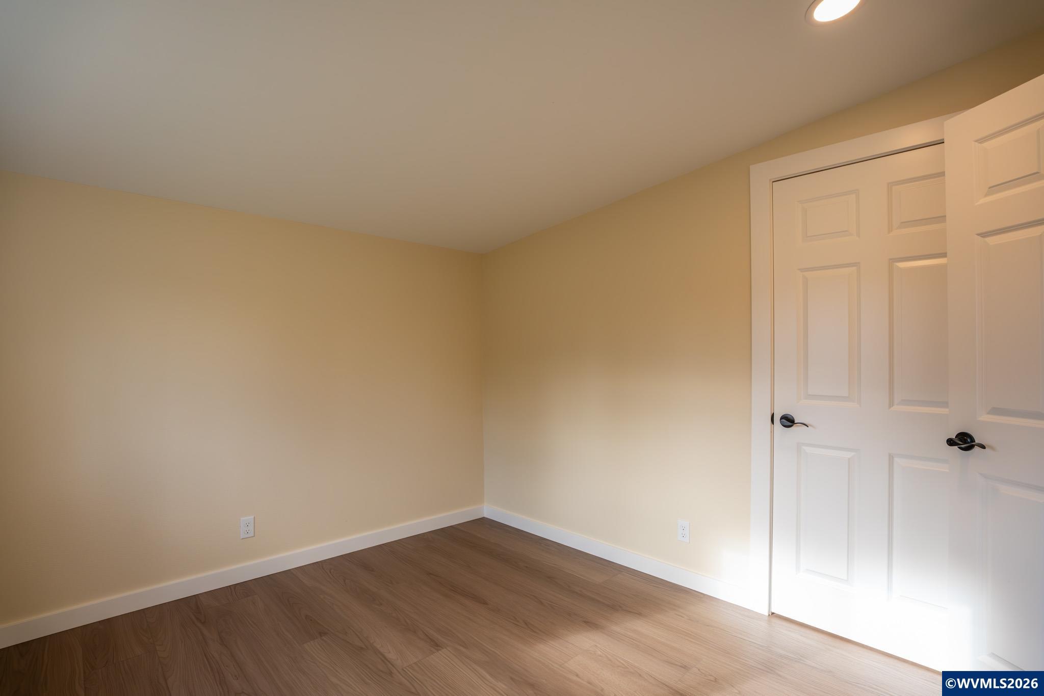 705 Tangent Street Lebanon, OR 97355 - Photo 21 of 31