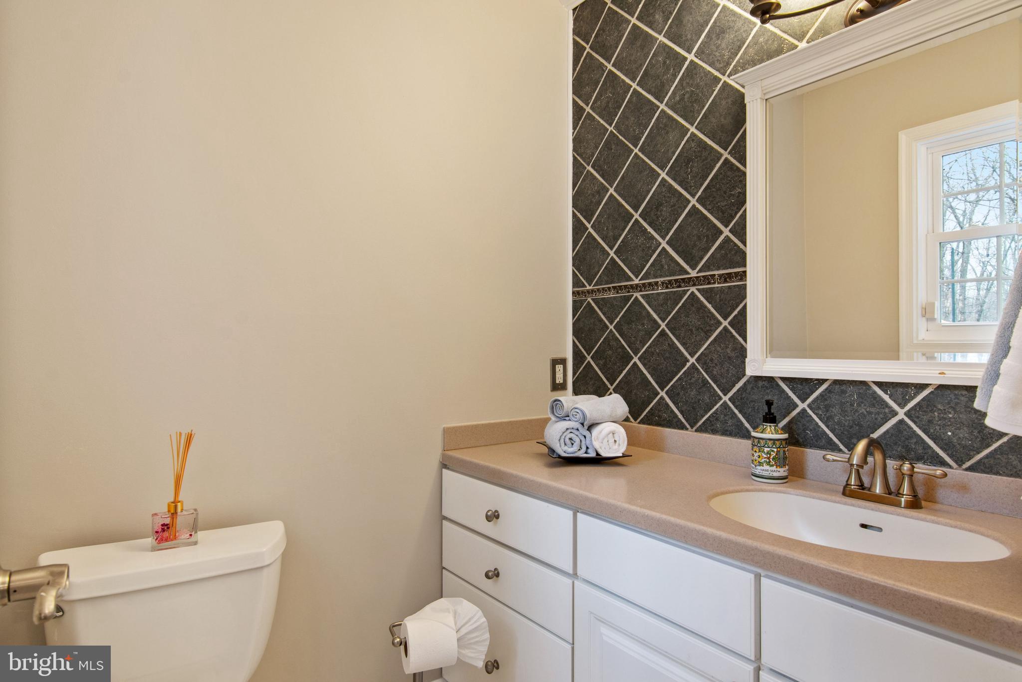 7932 St George Court Springfield, VA 22153 - Photo 18 of 54 Gallery Image 18