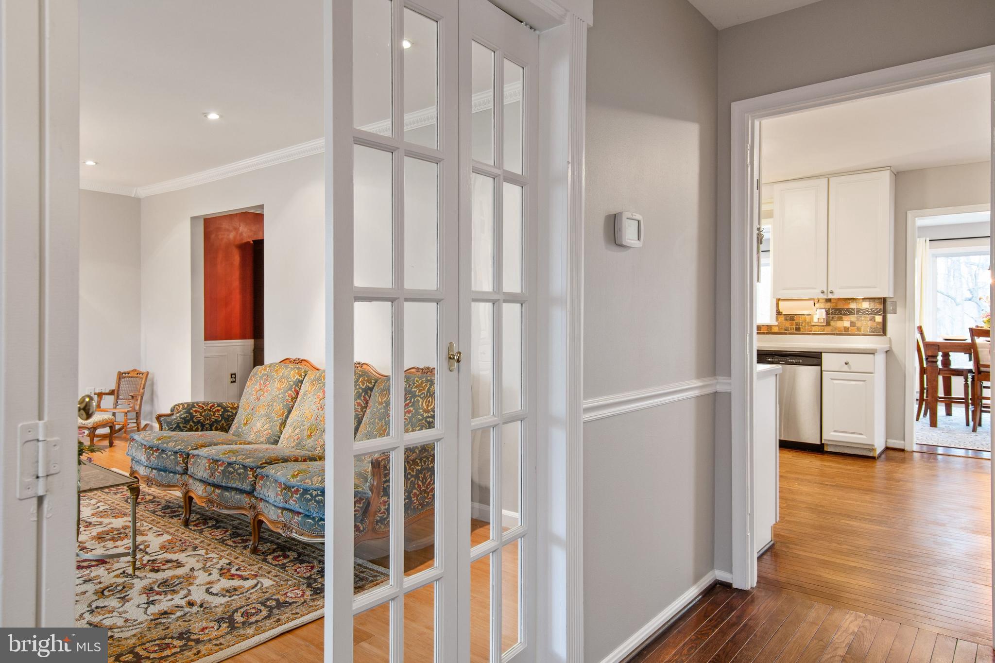 7932 St George Court Springfield, VA 22153 - Photo 3 of 54 Gallery Image 3
