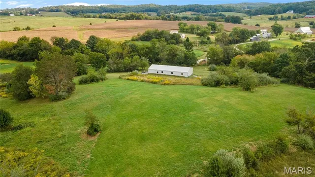 $540,000 | 335 West Spring Valley Lane, Jackson, MO 63755