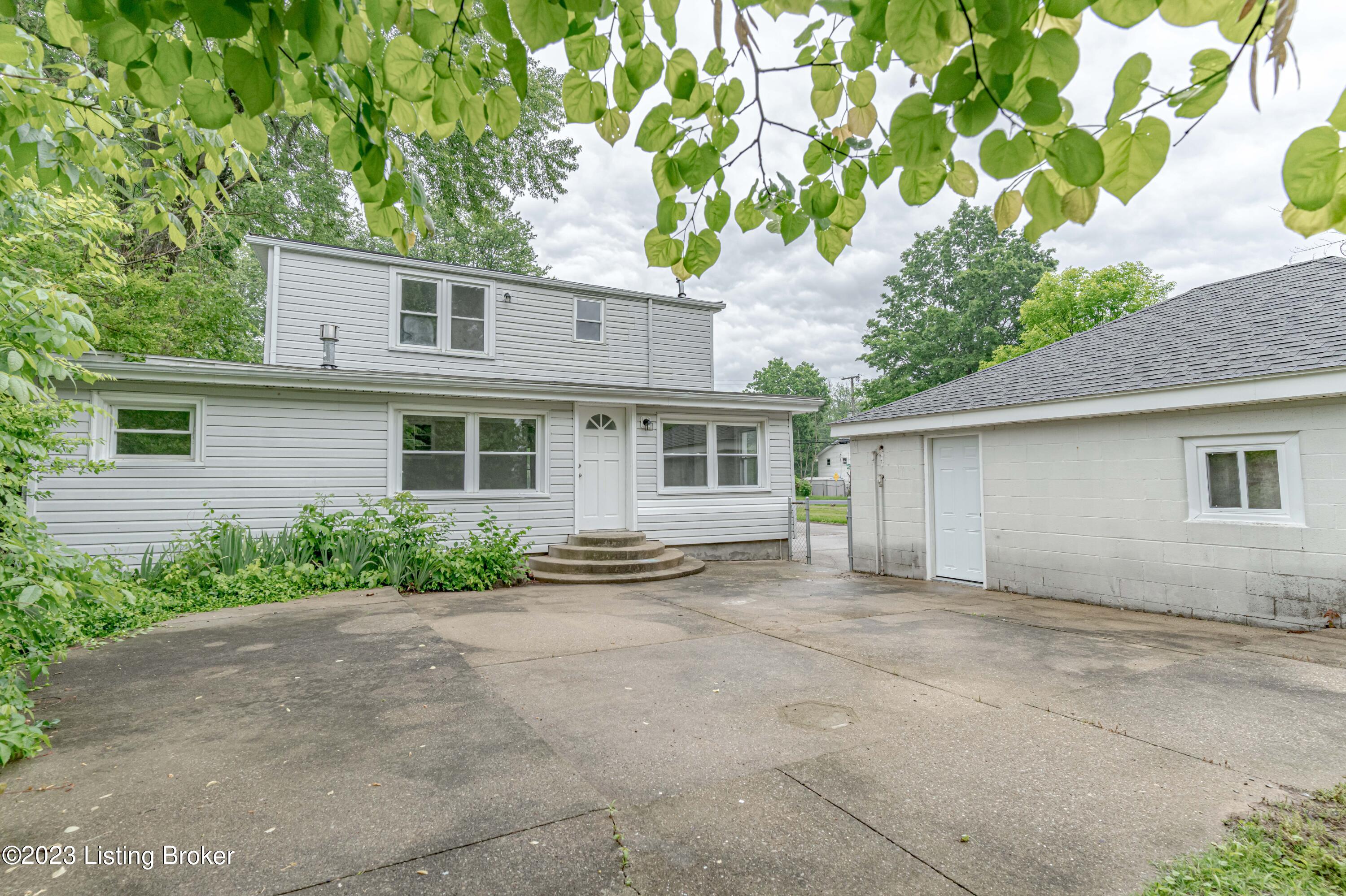 6002 Pendleton Road Louisville, KY 40272 - Photo 64 of 66 DSC02214