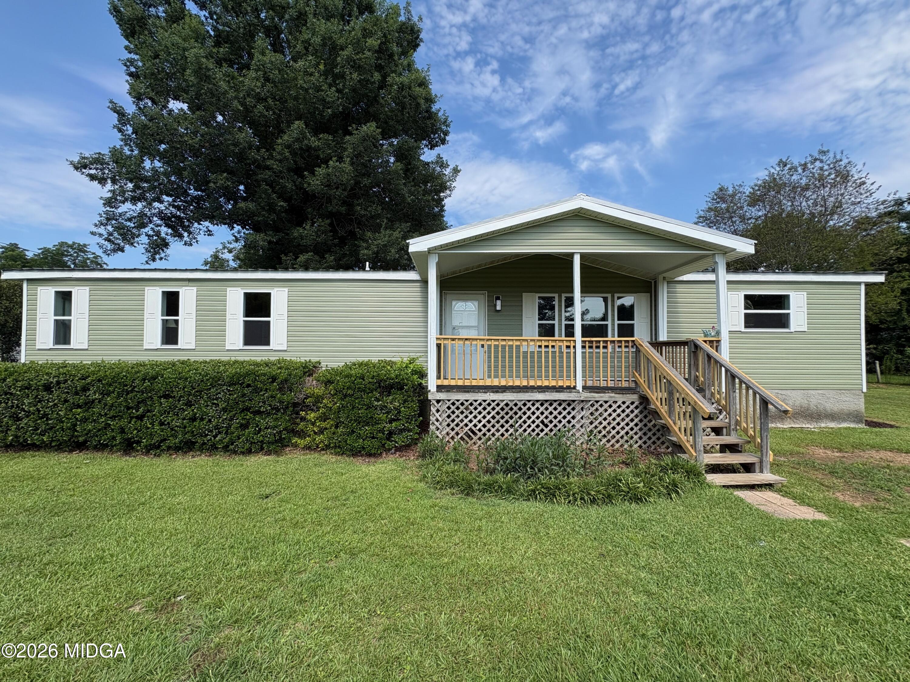 252 Valley Road Byron, GA 31008 - Photo 2 of 21 IMG_1944