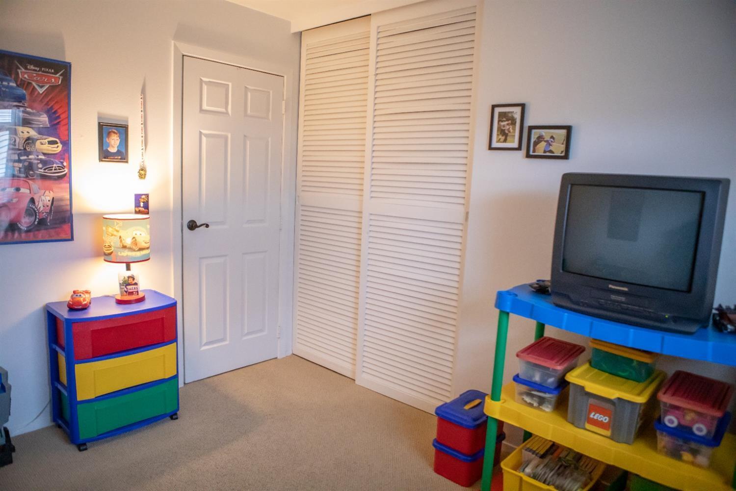 7816 Winton Road Cincinnati, OH 45224 - Photo 19 of 34 Gallery Image 19