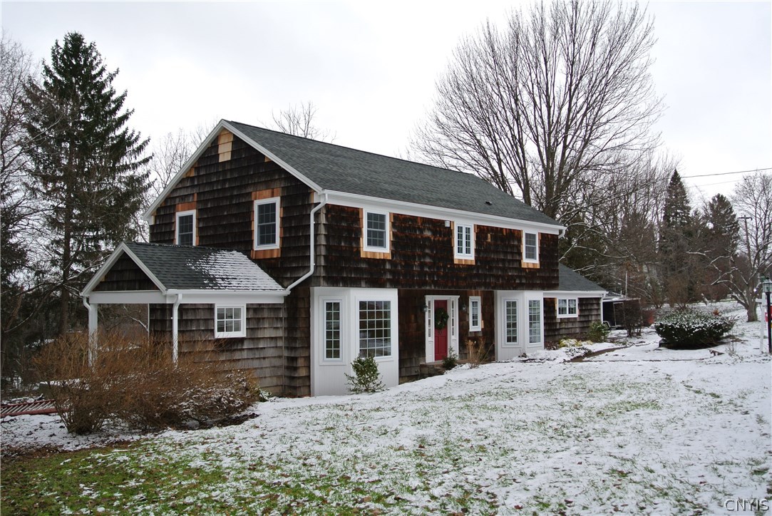 90 E Lake Rd