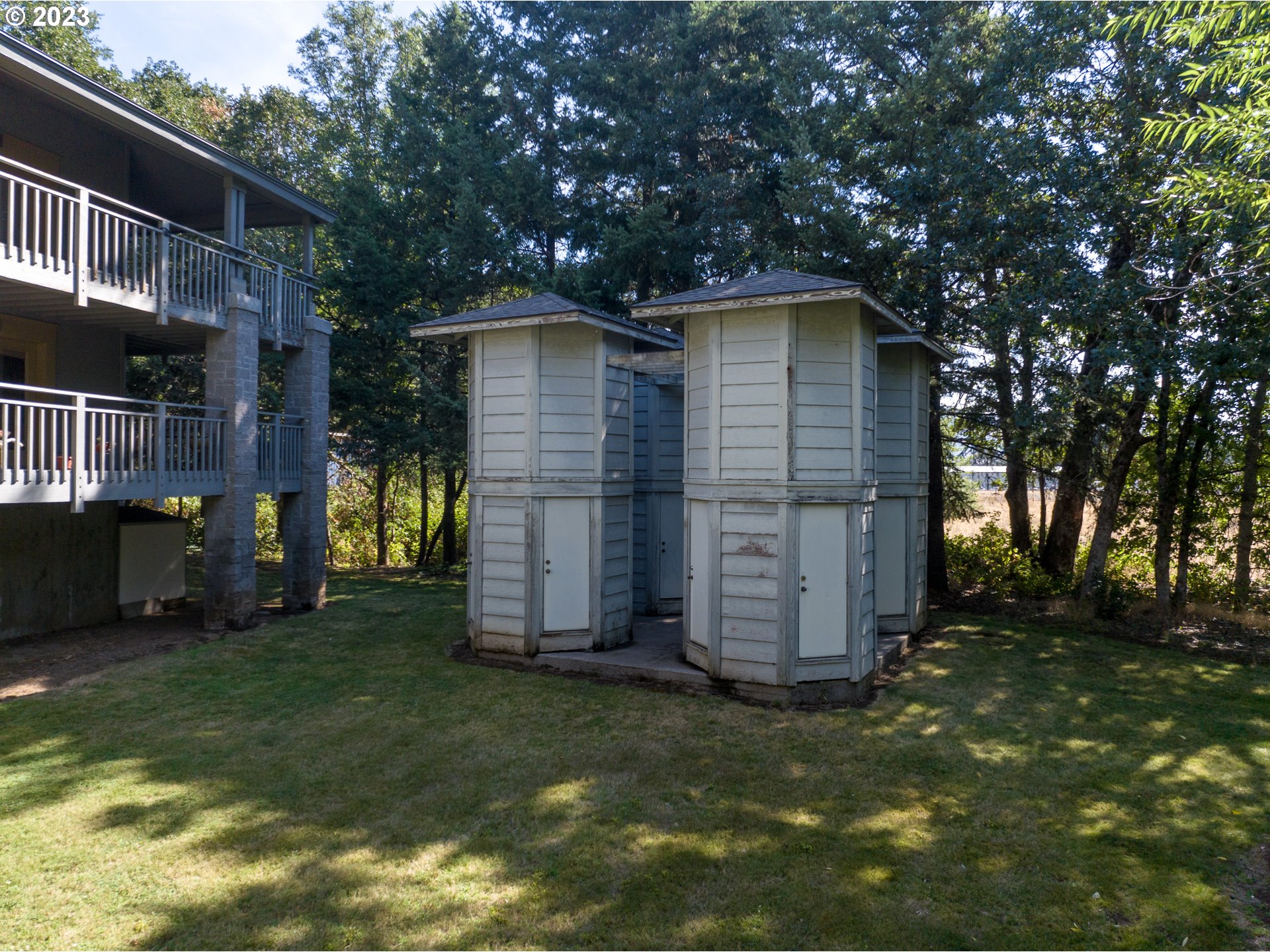 105 Country Club Road, Unit 16 Hood River, OR 97031 - Photo 17 of 18 Gallery Image 17