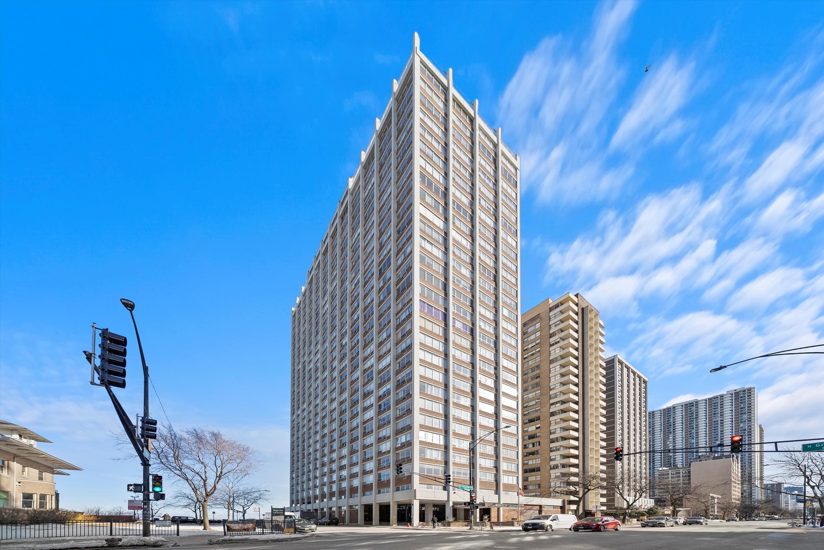 6171 North Sheridan Road, Unit 2412 Chicago, IL 60660 - Photo 1 of 43