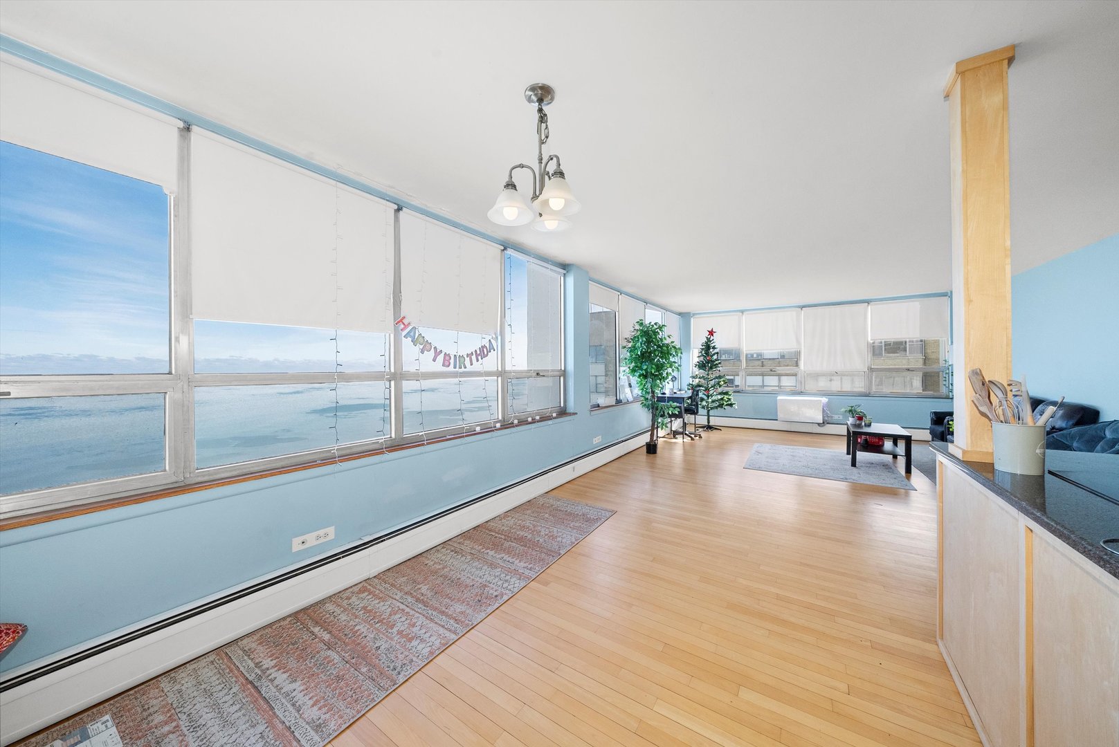 6171 North Sheridan Road, Unit 2412 Chicago, IL 60660 - Photo 11 of 43