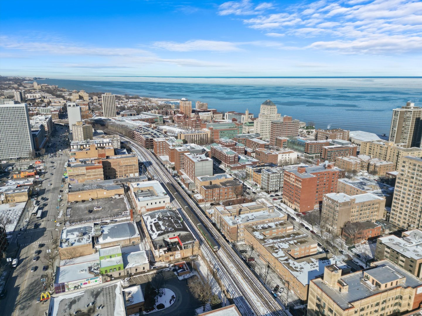 6171 North Sheridan Road, Unit 2412 Chicago, IL 60660 - Photo 37 of 43