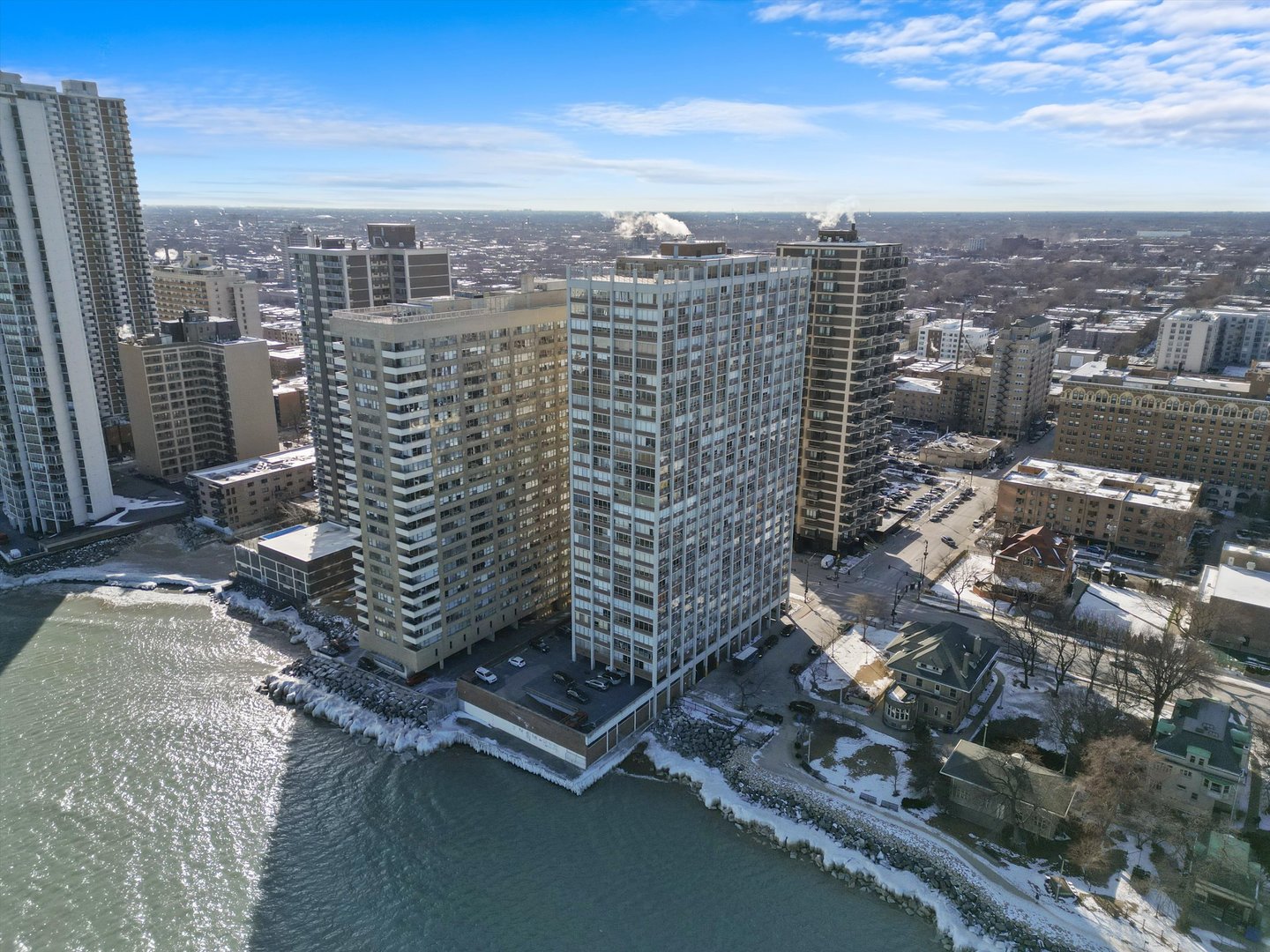 6171 North Sheridan Road, Unit 2412 Chicago, IL 60660 - Photo 40 of 43