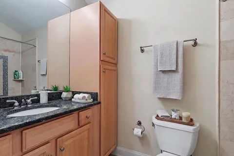 $997,500 | 4910 West Catalpa Avenue, Chicago, IL 60630