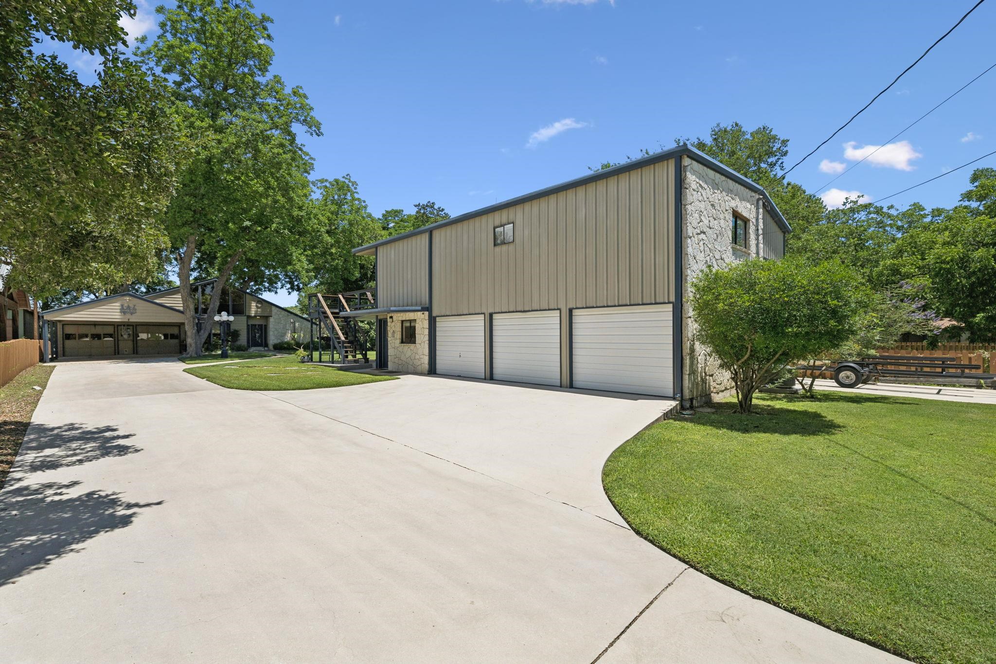 1435 East Zipp Road New Braunfels, TX 78130 - Photo 13 of 43 a house view with a backyard space