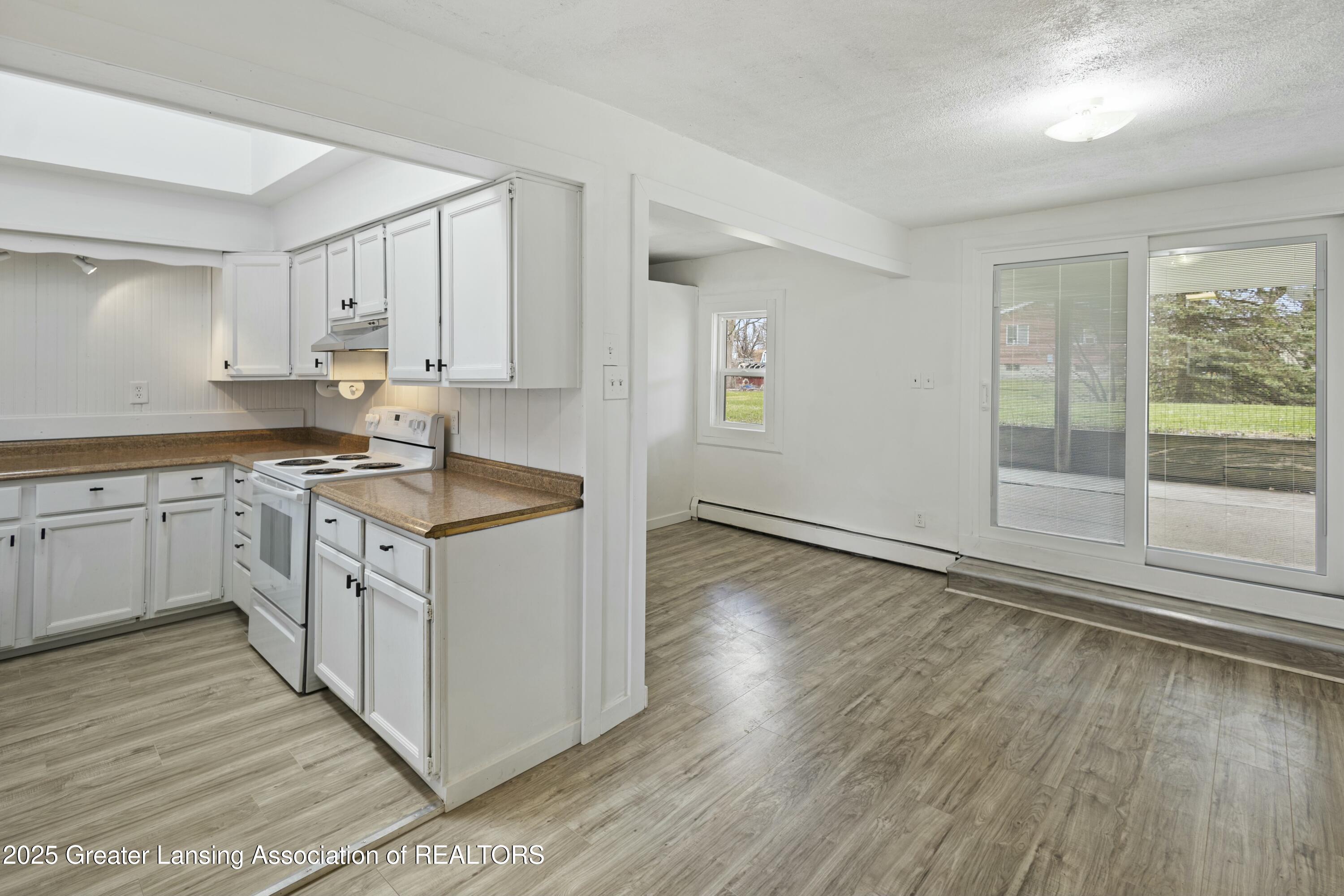 1400 West Valley Road Lansing, MI 48906 - Photo 17 of 58 tempImageF9u3Cz