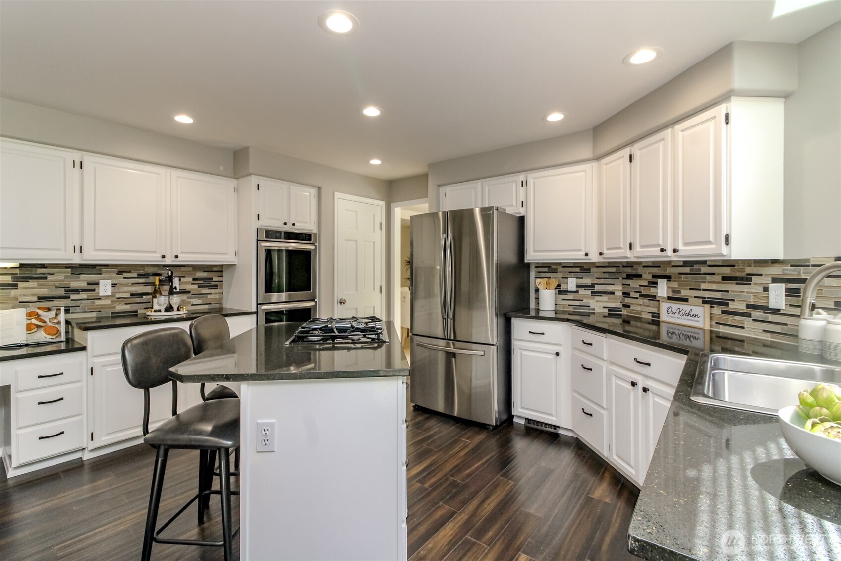15318 163rd Court Southeast Renton, WA 98058 - Photo 18 of 40