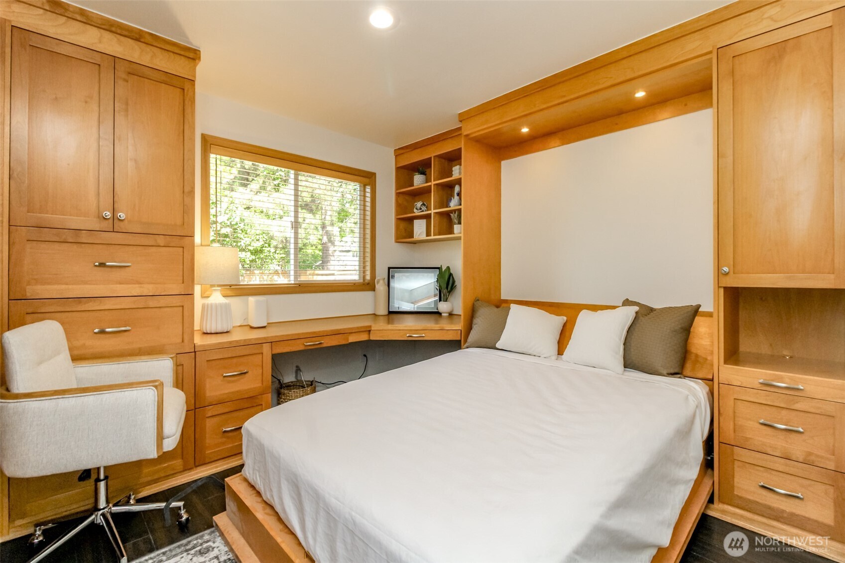 15318 163rd Court Southeast Renton, WA 98058 - Photo 29 of 40
