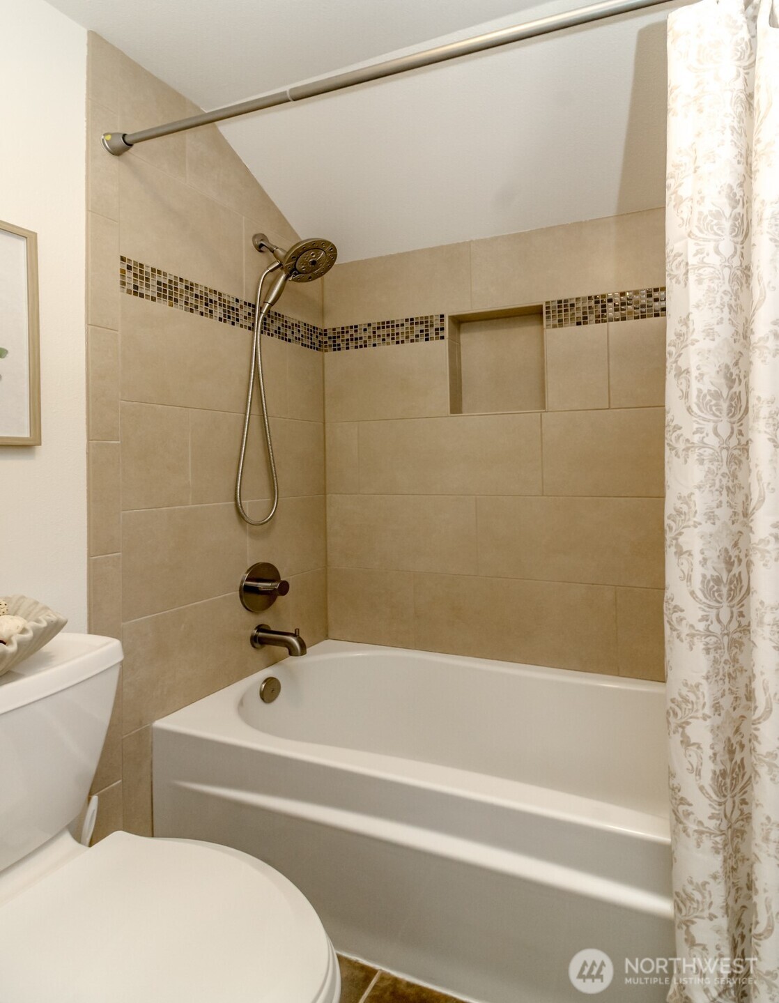 15318 163rd Court Southeast Renton, WA 98058 - Photo 36 of 40