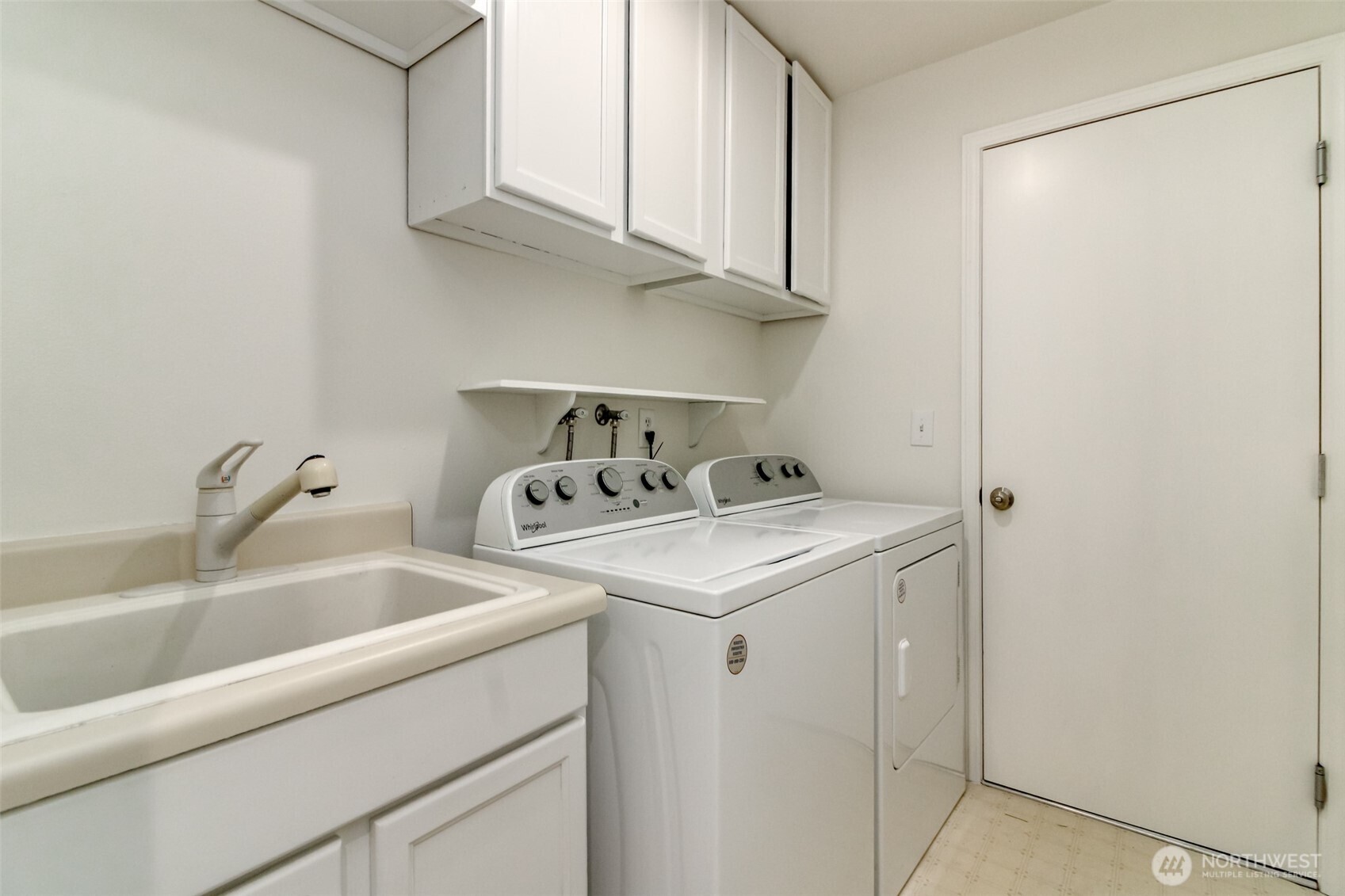 15318 163rd Court Southeast Renton, WA 98058 - Photo 38 of 40