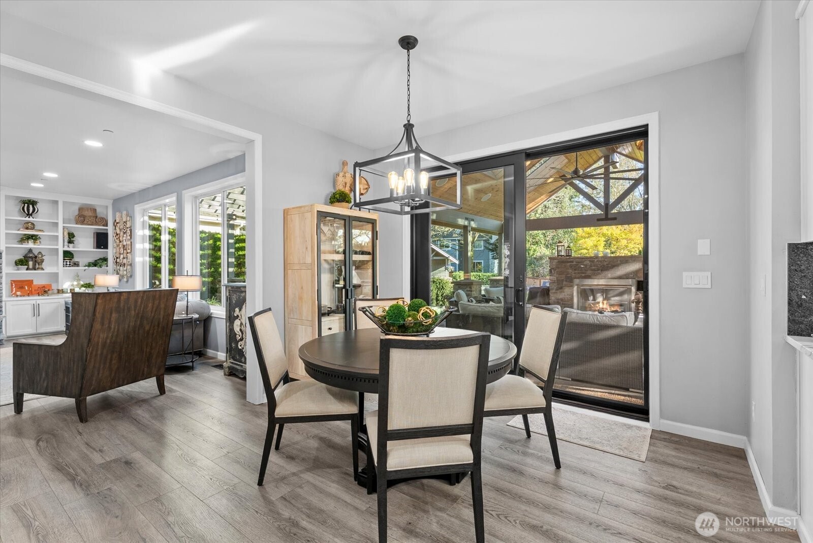 8907 Northeast 152nd Place Bothell, WA 98011 - Photo 14 of 40