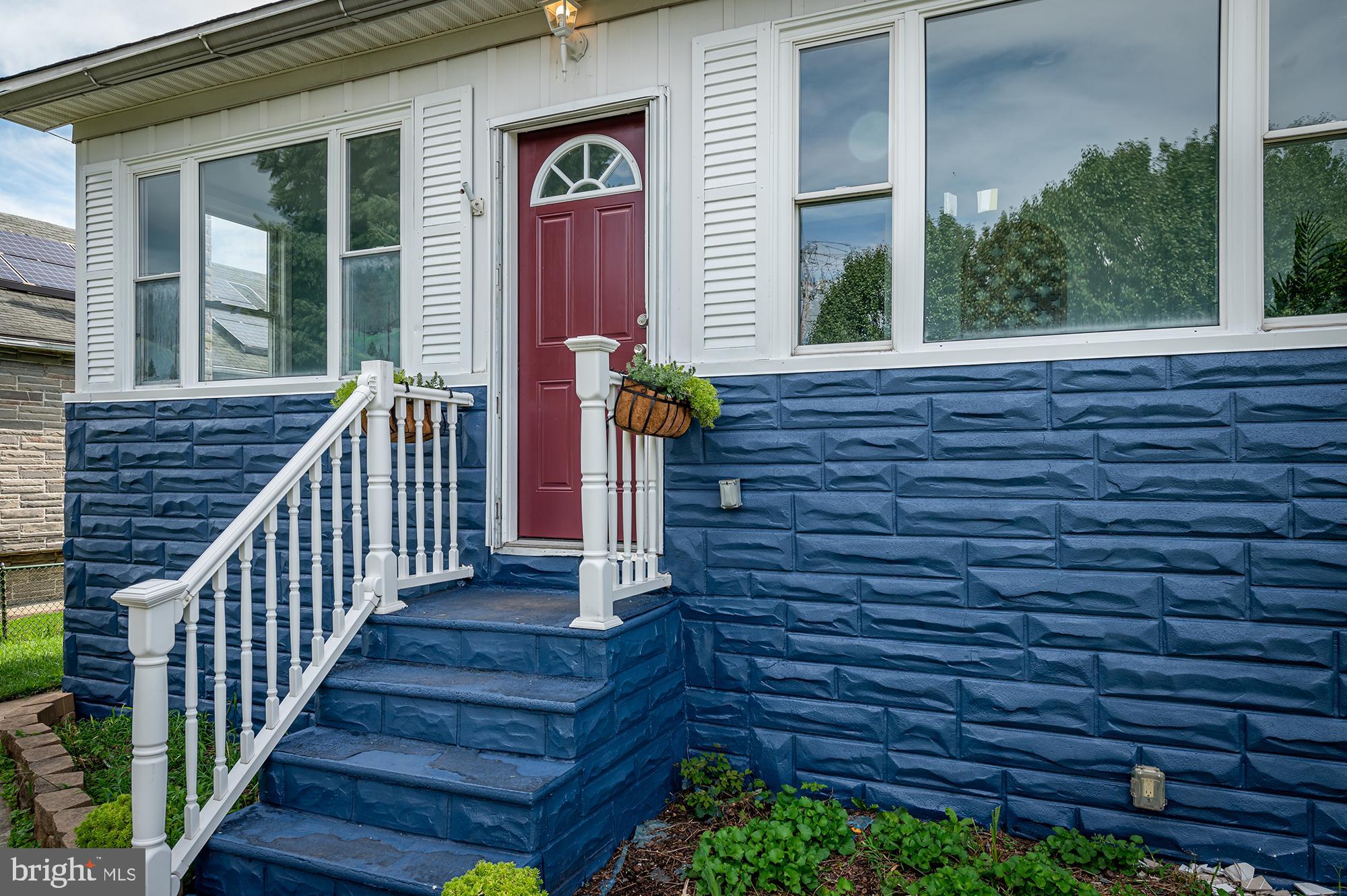 1746 Leslie Road Baltimore, MD 21222 - Photo 3 of 35