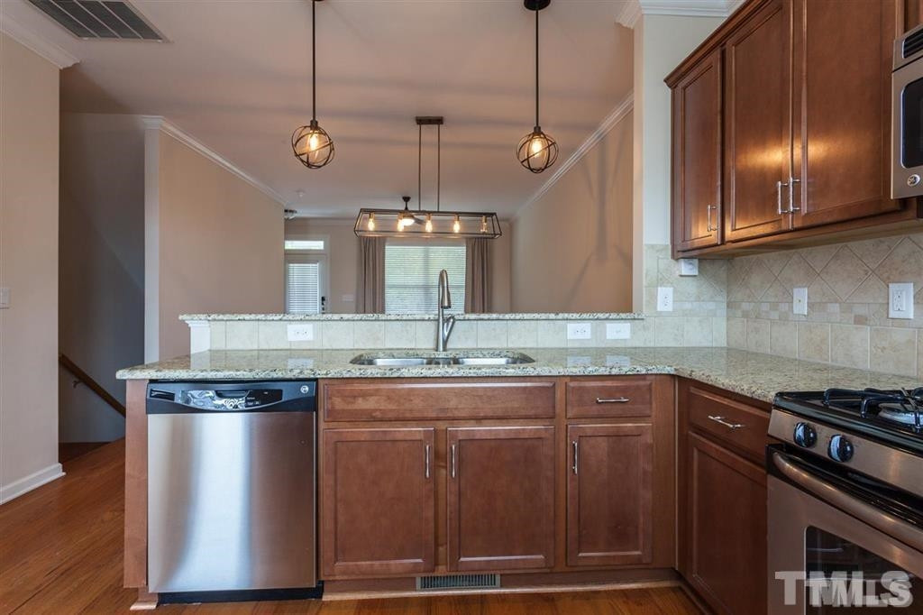 1416 Crafton Way Raleigh, NC 27607 - Photo 14 of 24 Photo 15