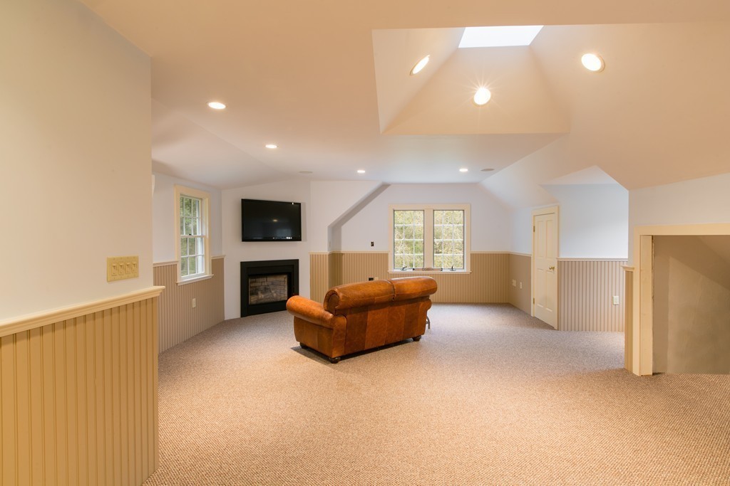 352 Pope Road Acton, MA 01742 - Photo 24 of 29