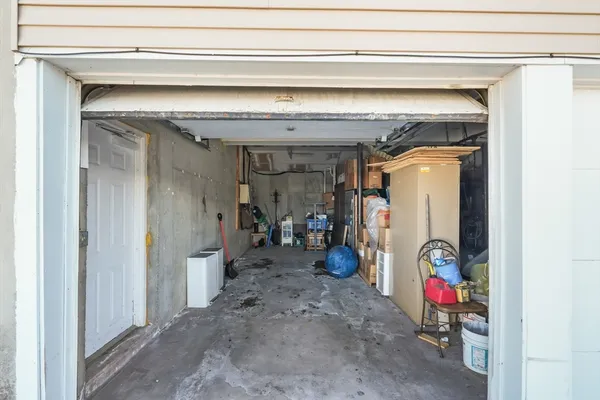 $248,000 | 172 Perry Avenue, Unit 1A, Worcester, MA 01610