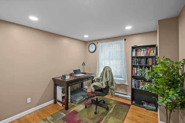 $248,000 | 172 Perry Avenue, Unit 1A, Worcester, MA 01610