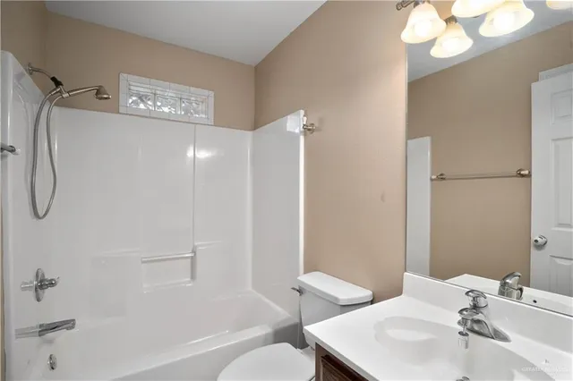 $3,200 | 4205 Ora Street, Edinburg, TX 78539