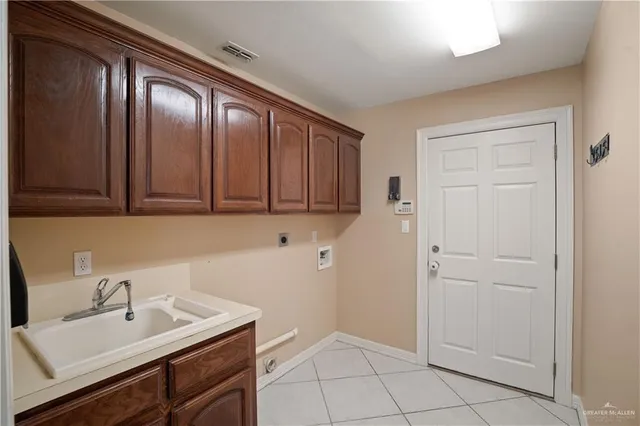 $3,200 | 4205 Ora Street, Edinburg, TX 78539