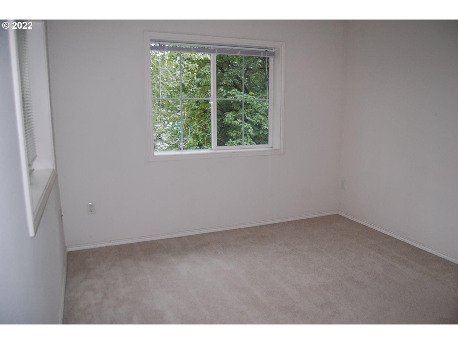 4922 Southwest 1st Avenue Portland, OR 97239 - Photo 10 of 22 Bedroom