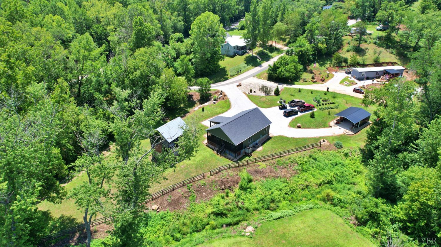 5977 James River Road Gladstone, VA 24553 - Photo 7 of 56