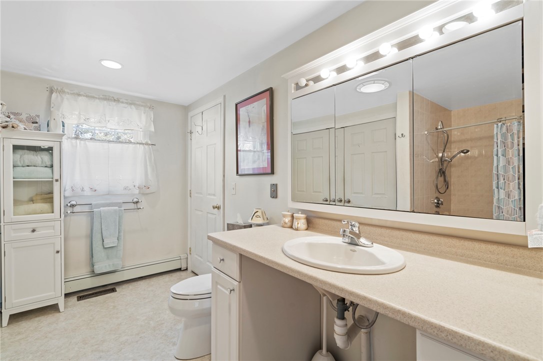 1050 Main Street Warren, RI 02885 - Photo 12 of 36 Gallery Image 12