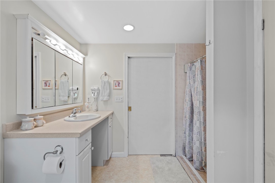 1050 Main Street Warren, RI 02885 - Photo 13 of 36 Gallery Image 13