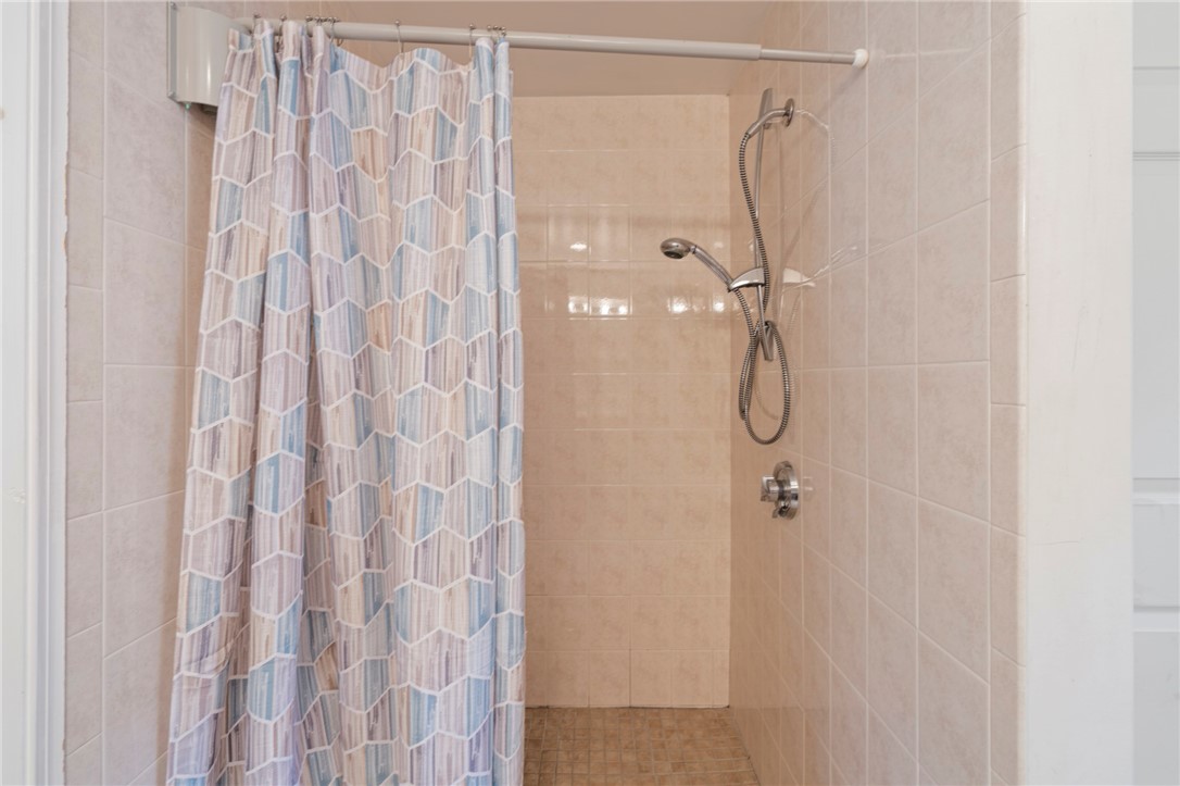 1050 Main Street Warren, RI 02885 - Photo 15 of 36 Gallery Image 15