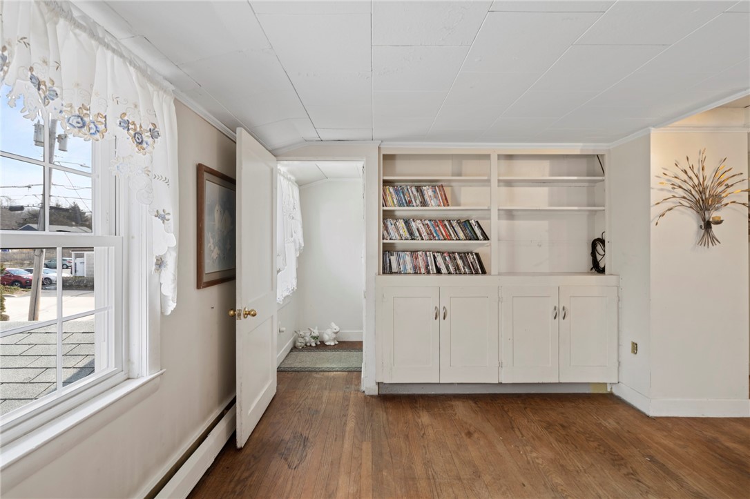 1050 Main Street Warren, RI 02885 - Photo 16 of 36 Gallery Image 16