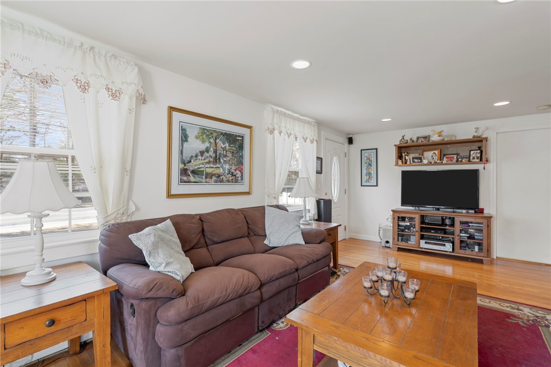 1050 Main Street Warren, RI 02885 - Photo 10 of 36 Gallery Image 10