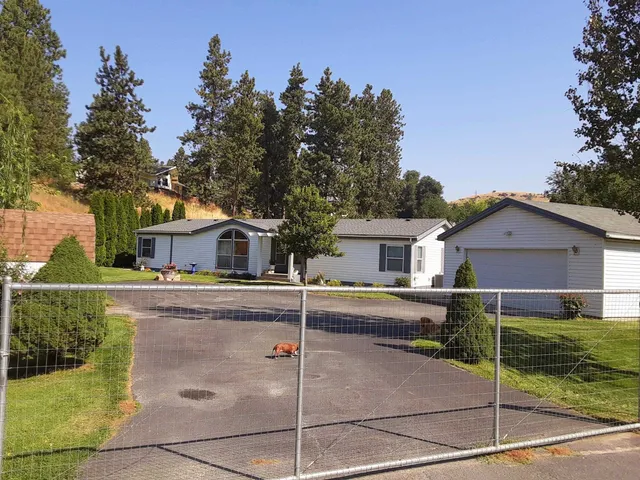 $424,990 | 4325 East Jean Avenue, Spokane, WA 99217