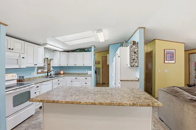 $424,990 | 4325 East Jean Avenue, Spokane, WA 99217