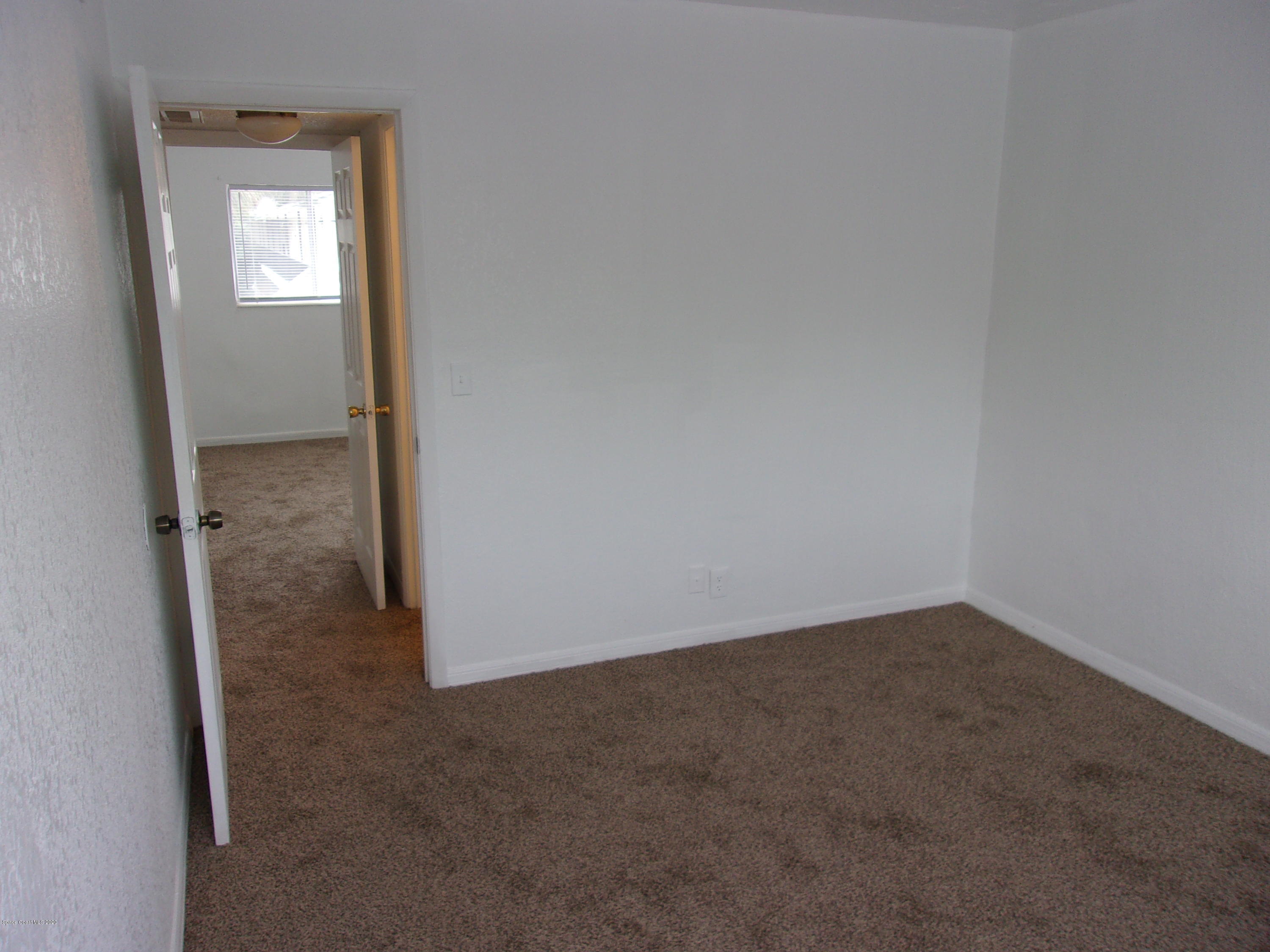 1711 Dixon Boulevard, Unit 242 Cocoa, FL 32922 - Photo 23 of 26 a view of a small space