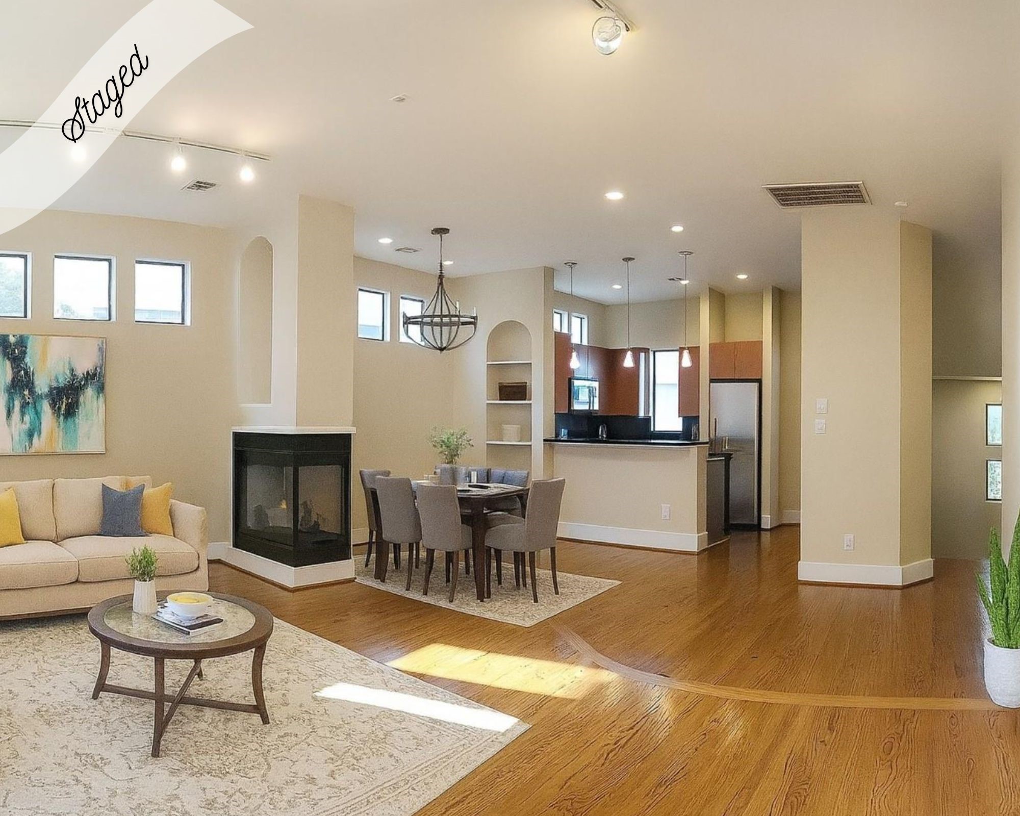 404 Parker Street Houston, TX 77007 - Photo 10 of 20 Family Room (Staged)