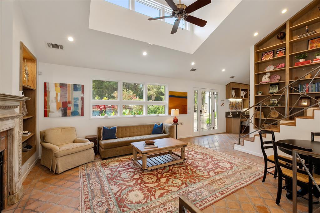 5461 Impala Point Drive Athens, TX 75752 - Photo 8 of 39
