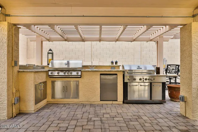 $815,000 | 6206 West Buckhorn Trail, Phoenix, AZ 85083