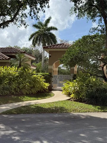 $3,100 | 1364 Cottonwood Circle, Unit 1364, Weston, FL 33326