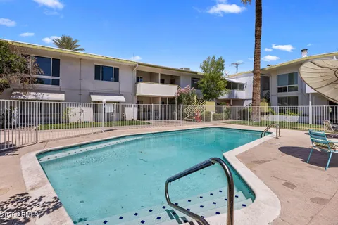 a view of a back yard of the house