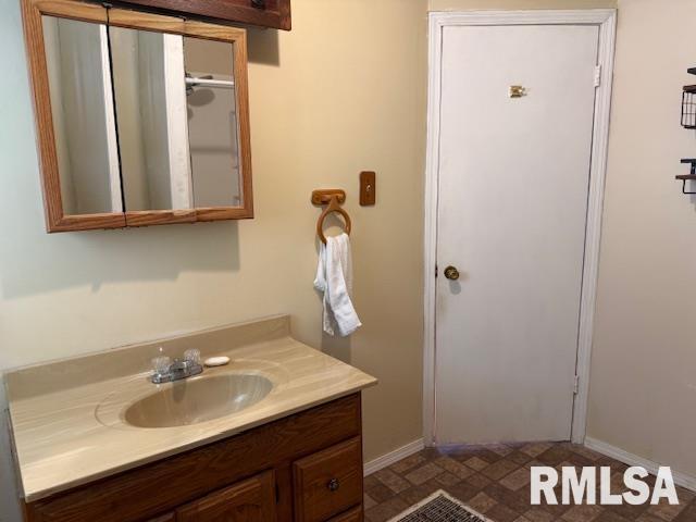 121 North 9th Street Herrin, IL 62948 - Photo 19 of 32