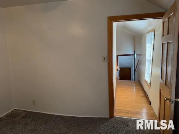 $98,900 | 121 North 9th Street, Herrin, IL 62948